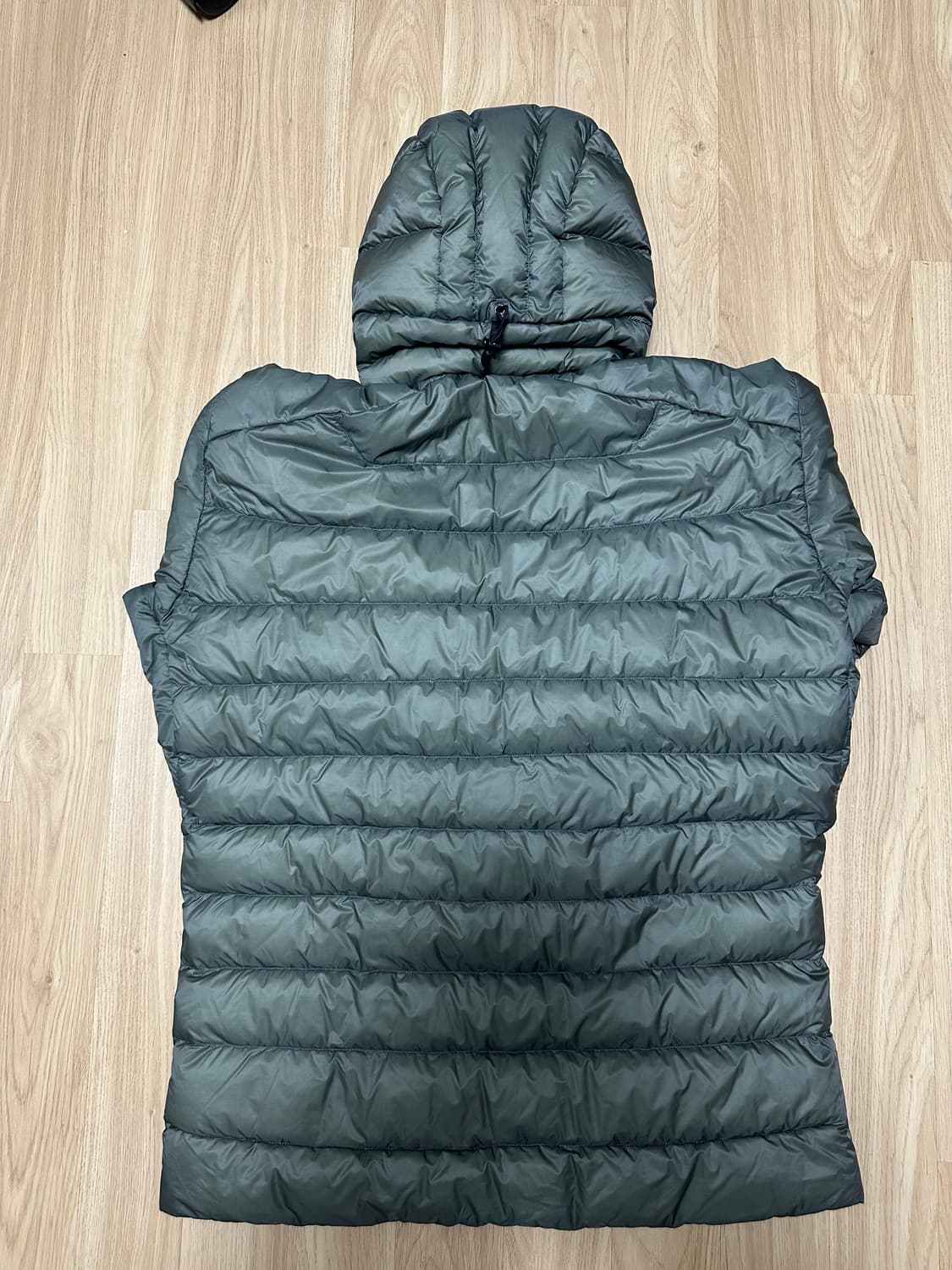 [판매] 아크테릭스 세륨 포리지 L 새제품 경량패딩 상품이미지3