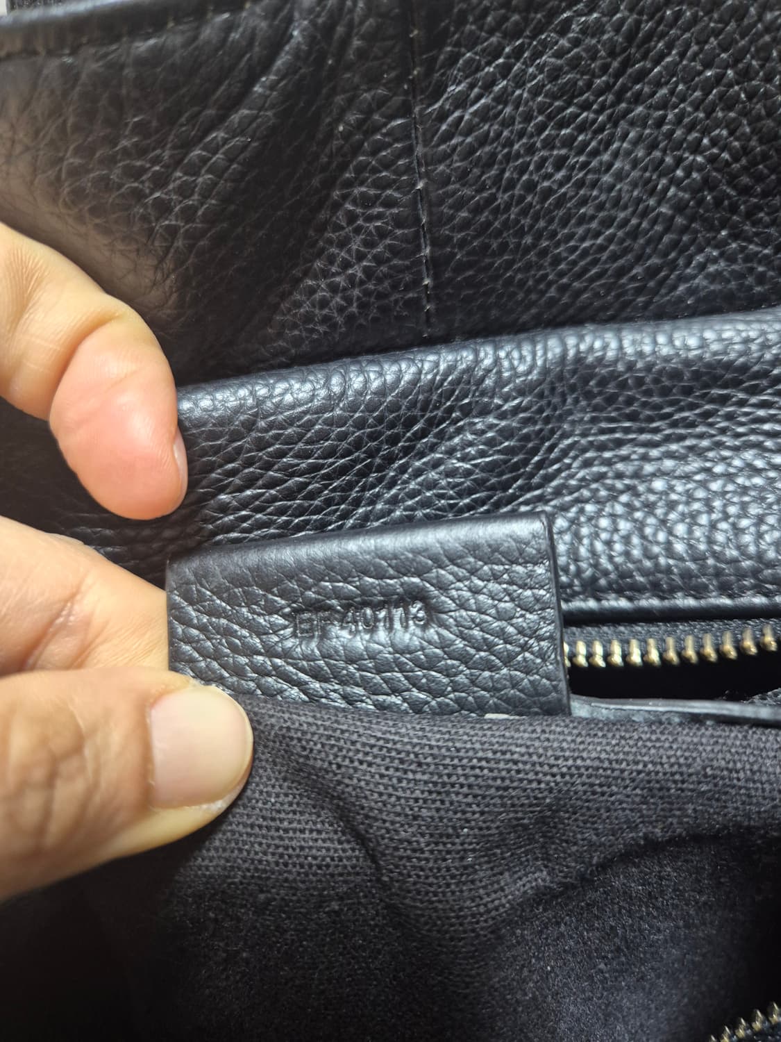 (정품) 지방시 블랙 레더 토트백 천연가죽 블랙 상품이미지9