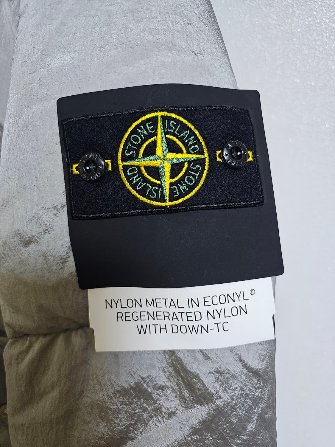 스톤아일랜드 나일론 메탈 패딩 상품이미지3