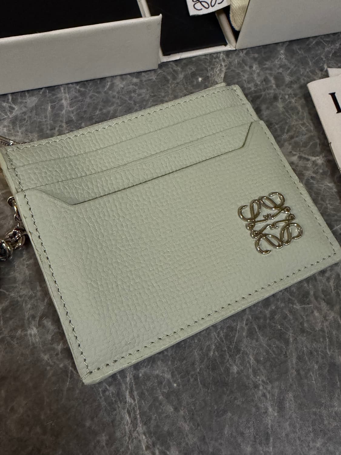 로에베 민트 카드지갑 새상품 상품이미지1