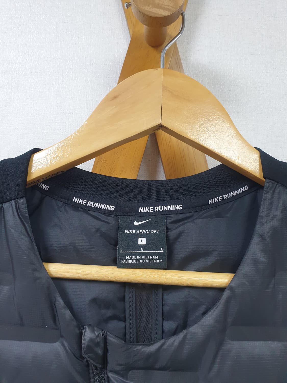 [L/100] 나이키 에어로로프트 베스트 상품이미지4