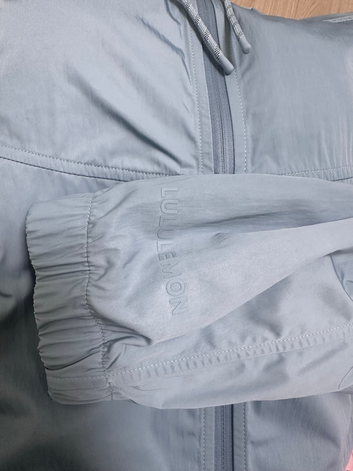 룰루레몬 바람막이 크롭자켓  상품이미지4