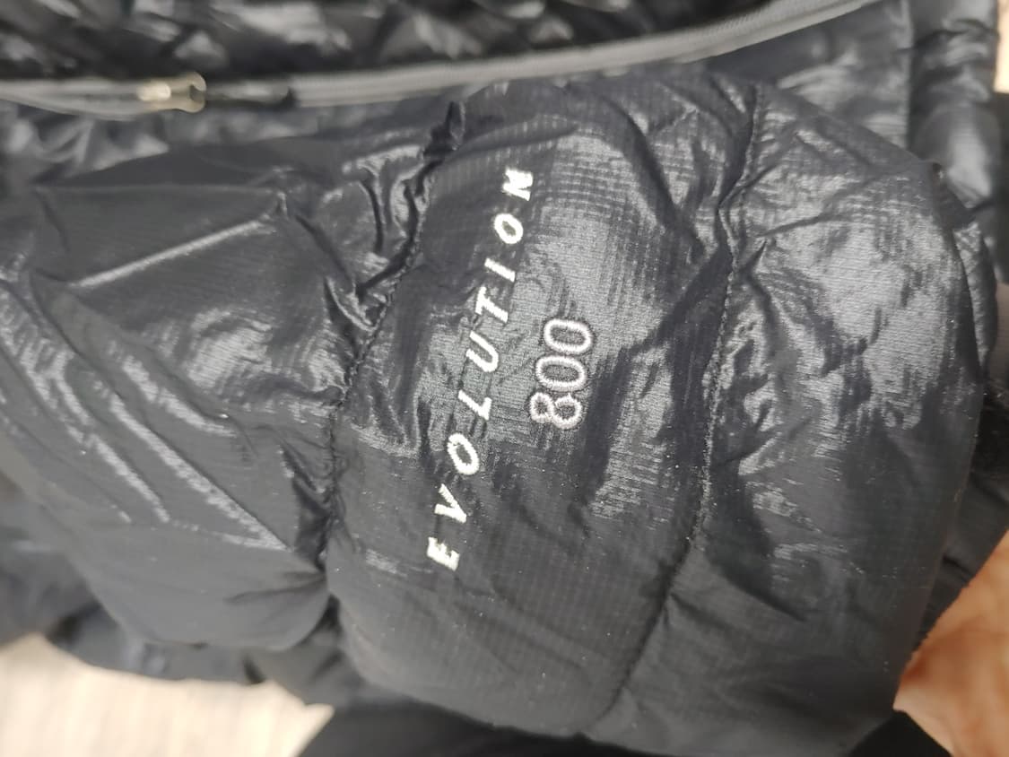 네파  여성 구스다운  경량패딩-95사이즈 상품이미지4