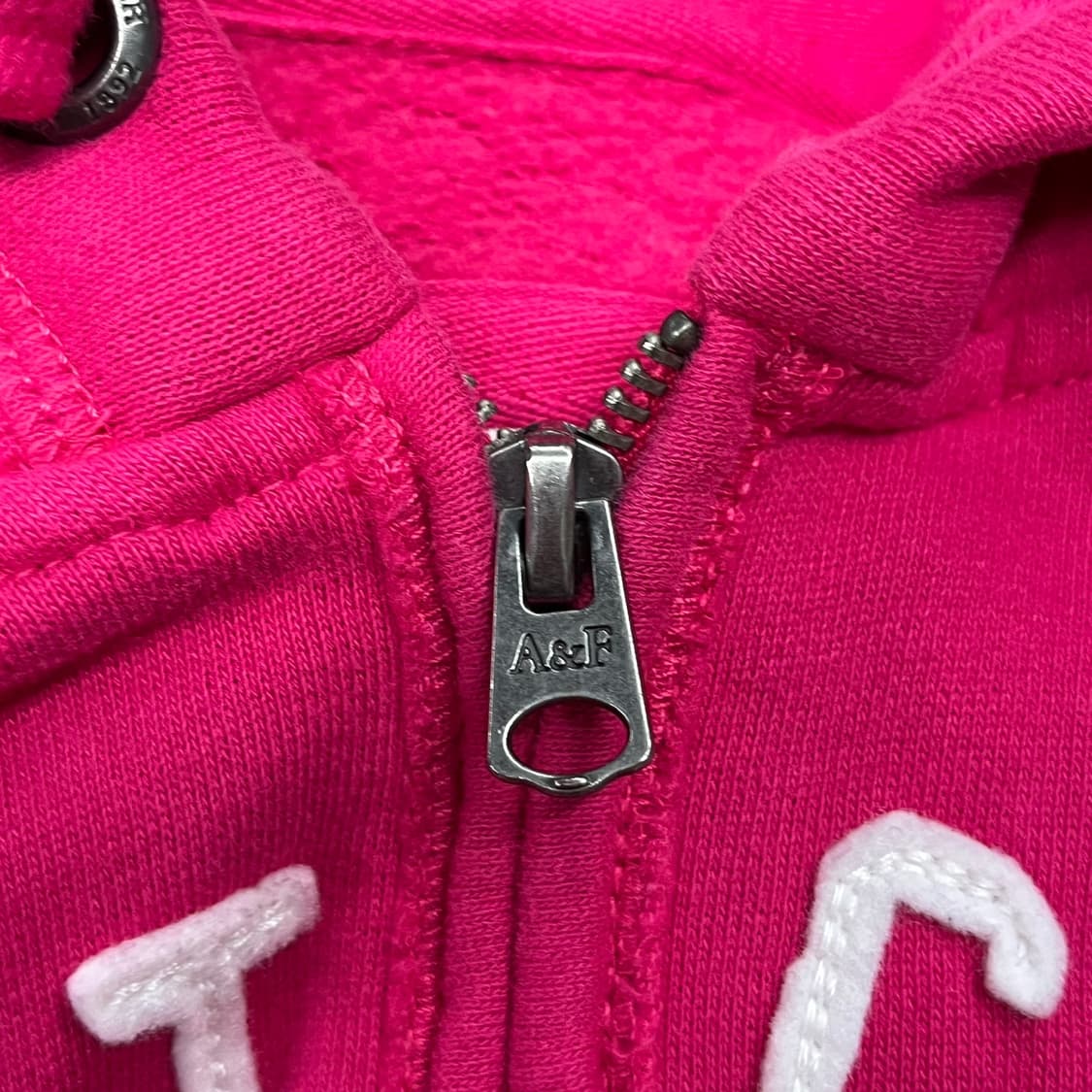 아베크롬비 핑크 딱붙 후드집업 상품이미지7