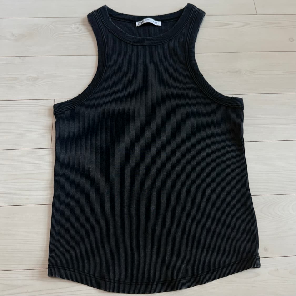 워싱 이펙트 리브드 슬리브리스 나시티셔츠_블랙 상품이미지2