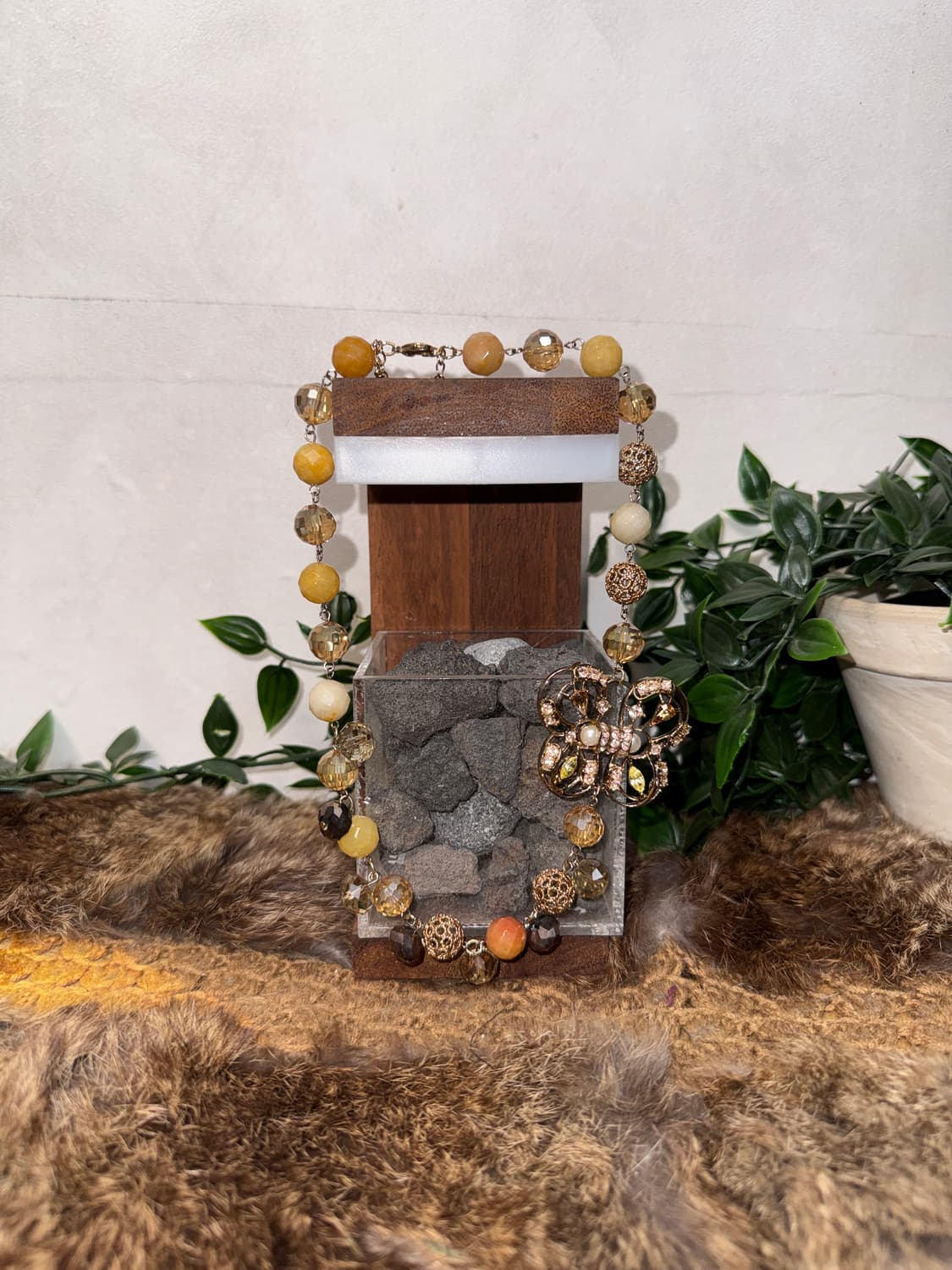 Yellow butterfly beads choker necklace  상품이미지1