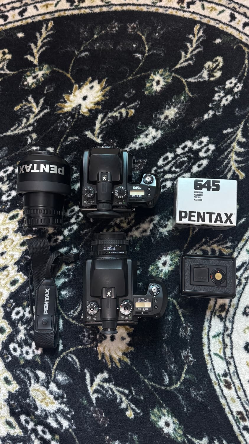펜탁스 645n ,645n2, 렌즈,필름백 일괄판매합니다. 상품이미지1