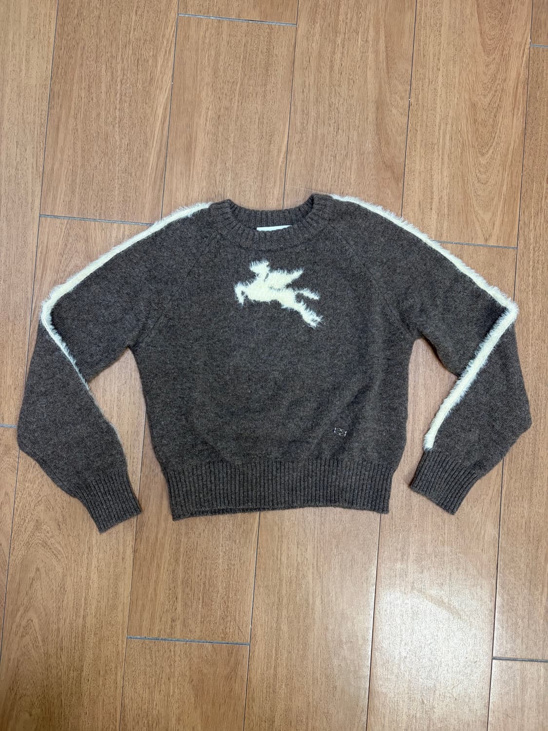 (아일릿 원희 착용)Pegasus Knit Pullover Brown/M 상품이미지4