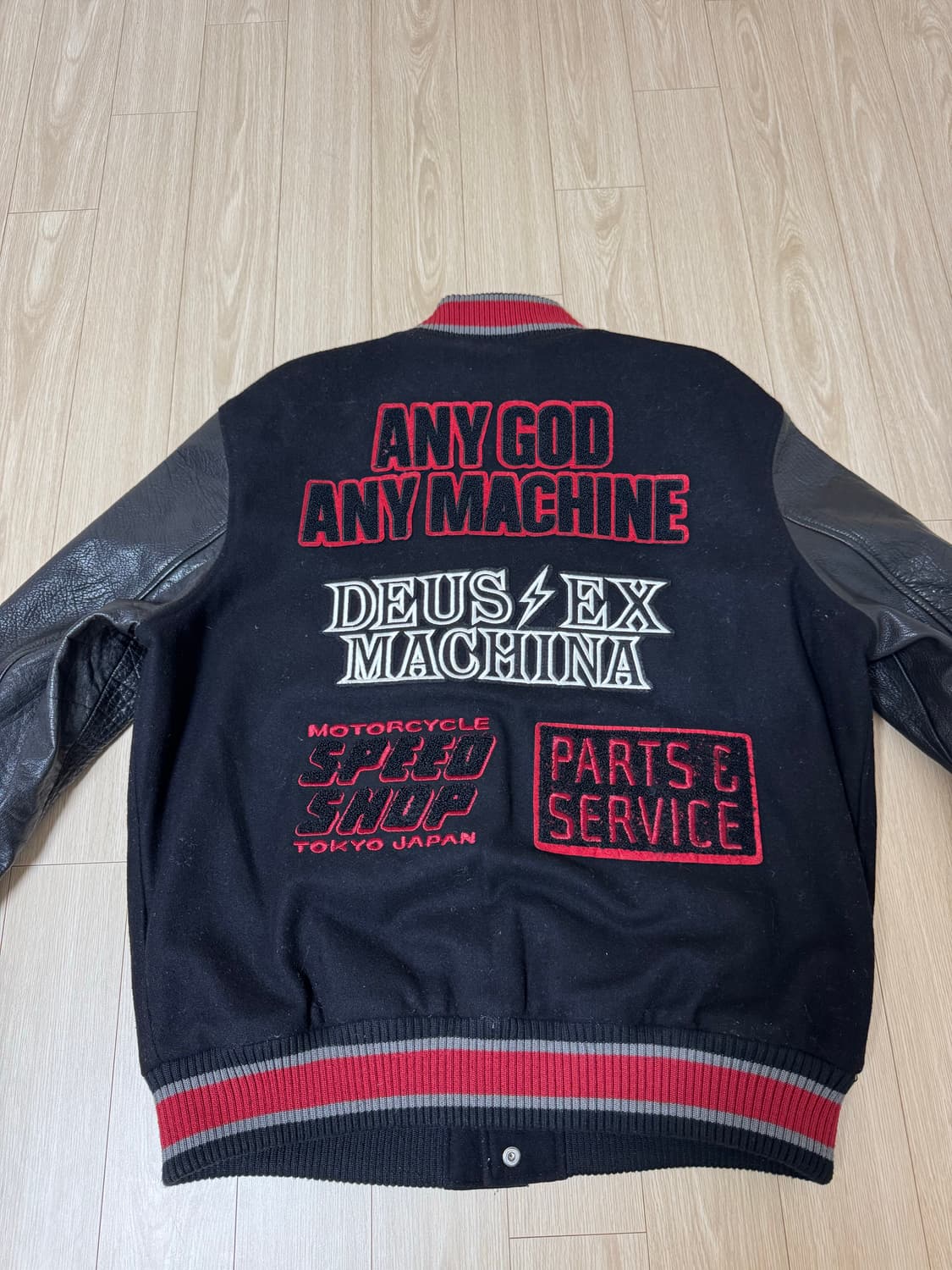 Deus 바시티 자켓 상품이미지2