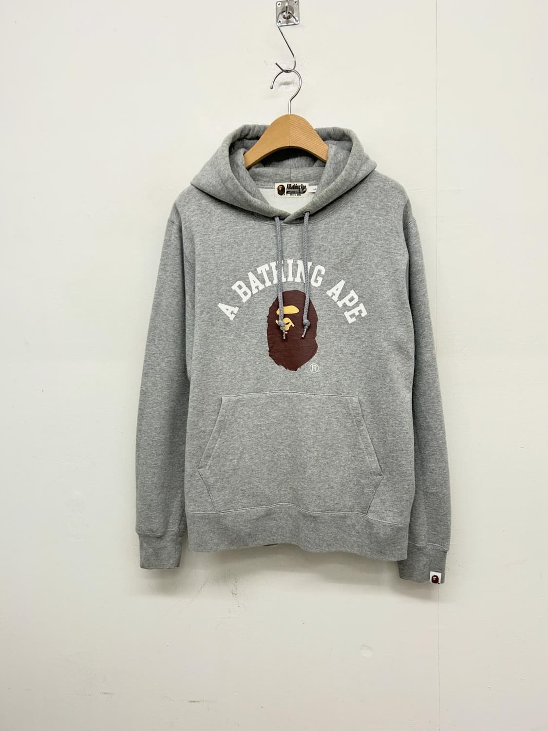 베이프 A Bathing Ape 그레이 후드티 상품이미지1