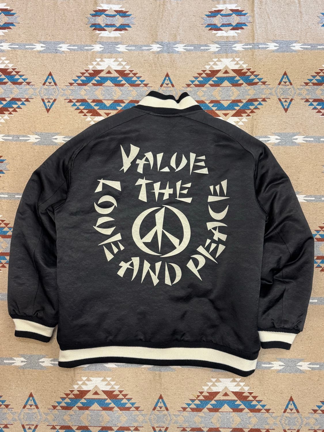 [L] 니들스 x 사스콰치패브릭스 어워드 사틴 자켓 블랙 상품이미지4