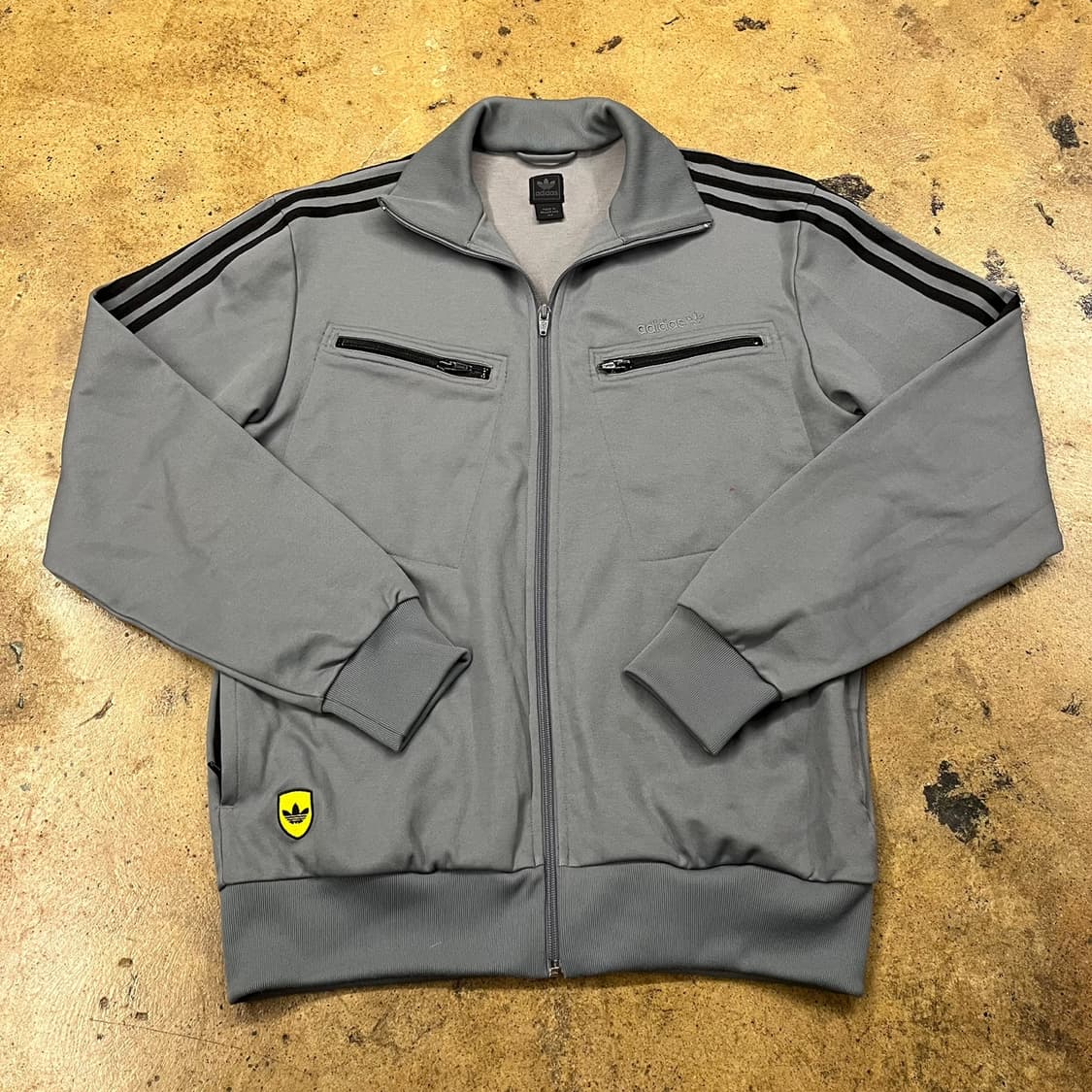 아디다스 그레이 투포켓 레이싱 져지 트랙탑 105 상품이미지2
