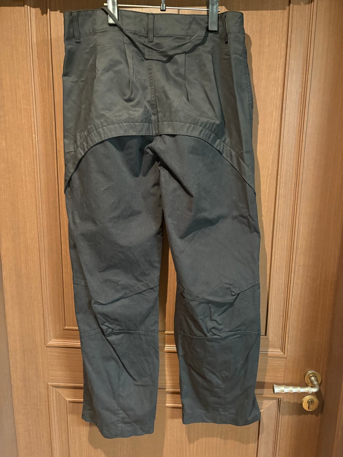 CURVED SIDE STRAP PANTS (BLACK) 상품이미지7