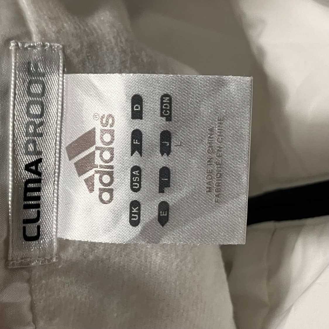 아디다스 화이트 바람막이  상품이미지3