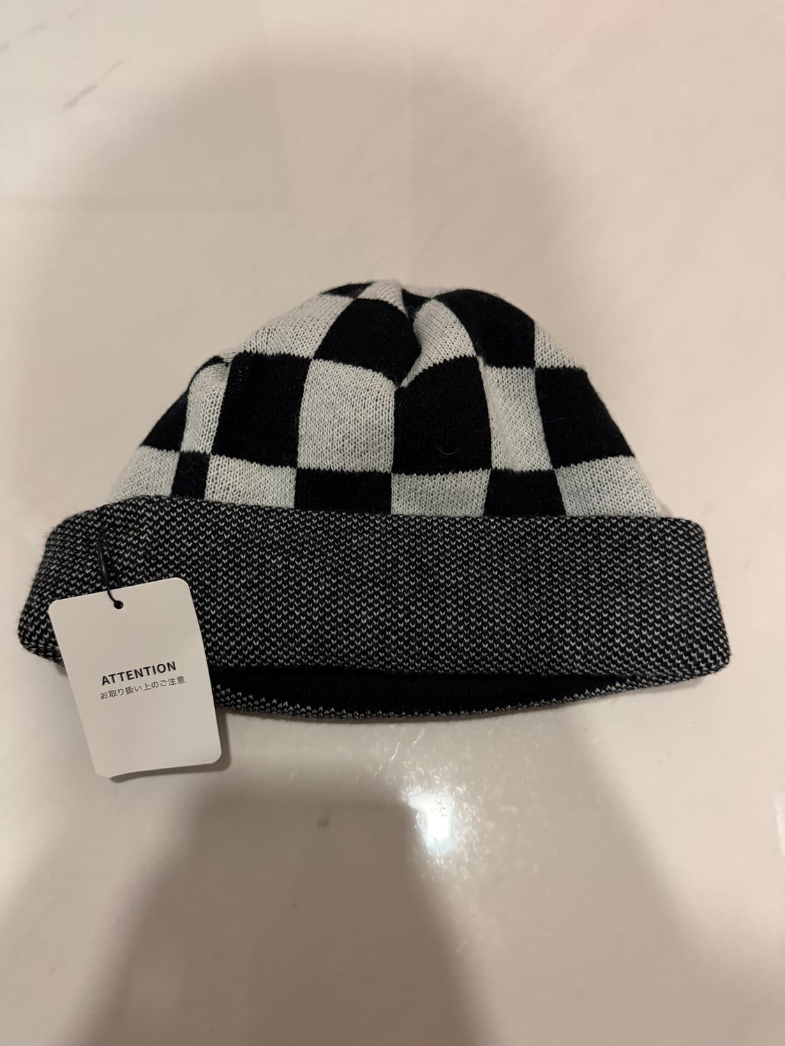 카시라 체커보드 패턴의 니트 비니 상품이미지3