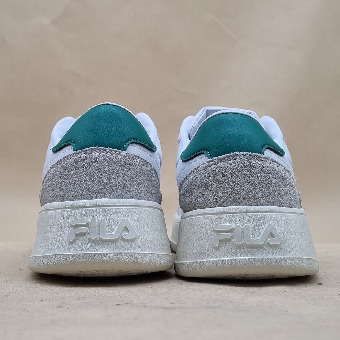 휠라 화이트  그린 여성운동화235  상품이미지4