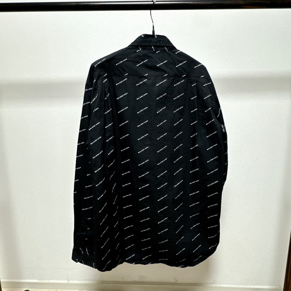 [XL] 발렌시아가 울 오버 멀티로고 셔츠 상품이미지3