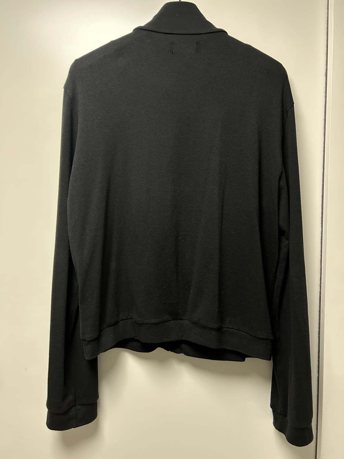 머듈 넥 집업 블랙 3사이즈 상품이미지2