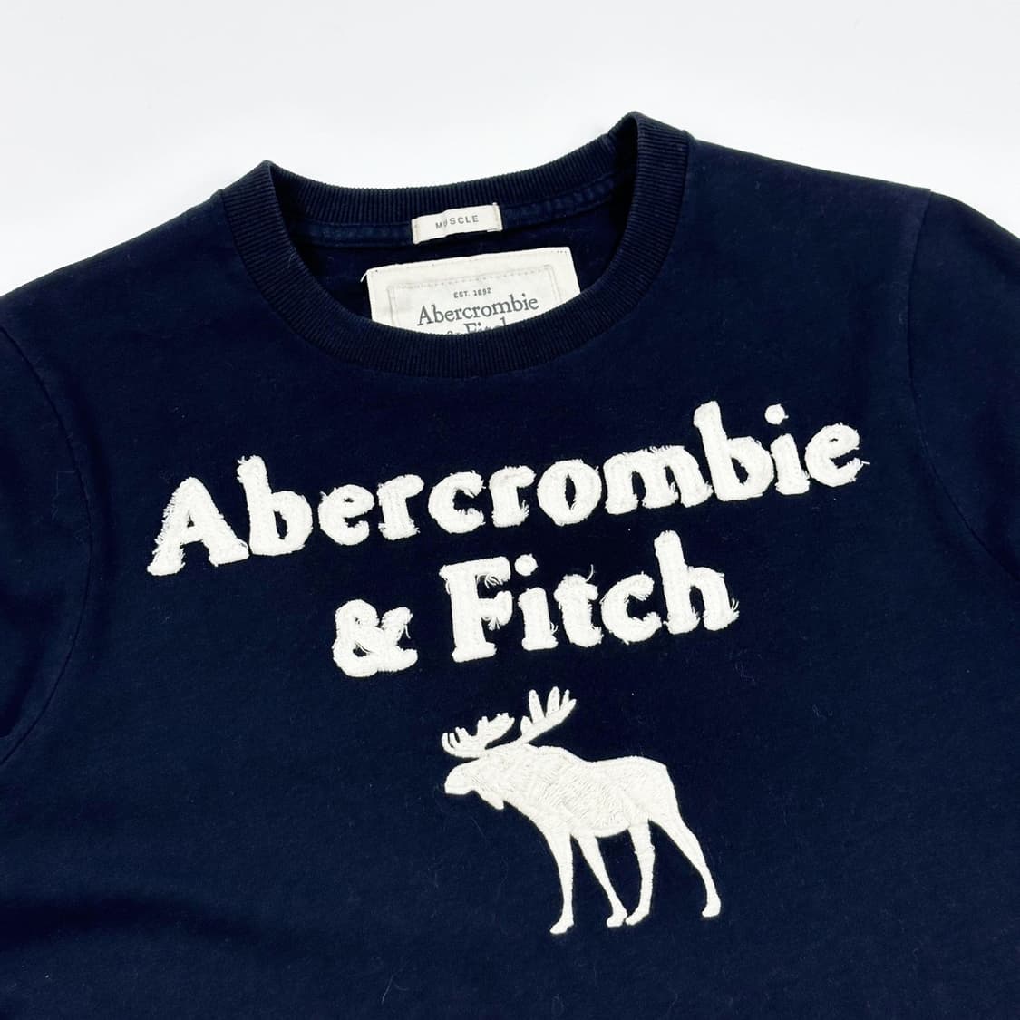 아베크롬비 피치 A&F 네이비 반팔 티셔츠 (M) 상품이미지3