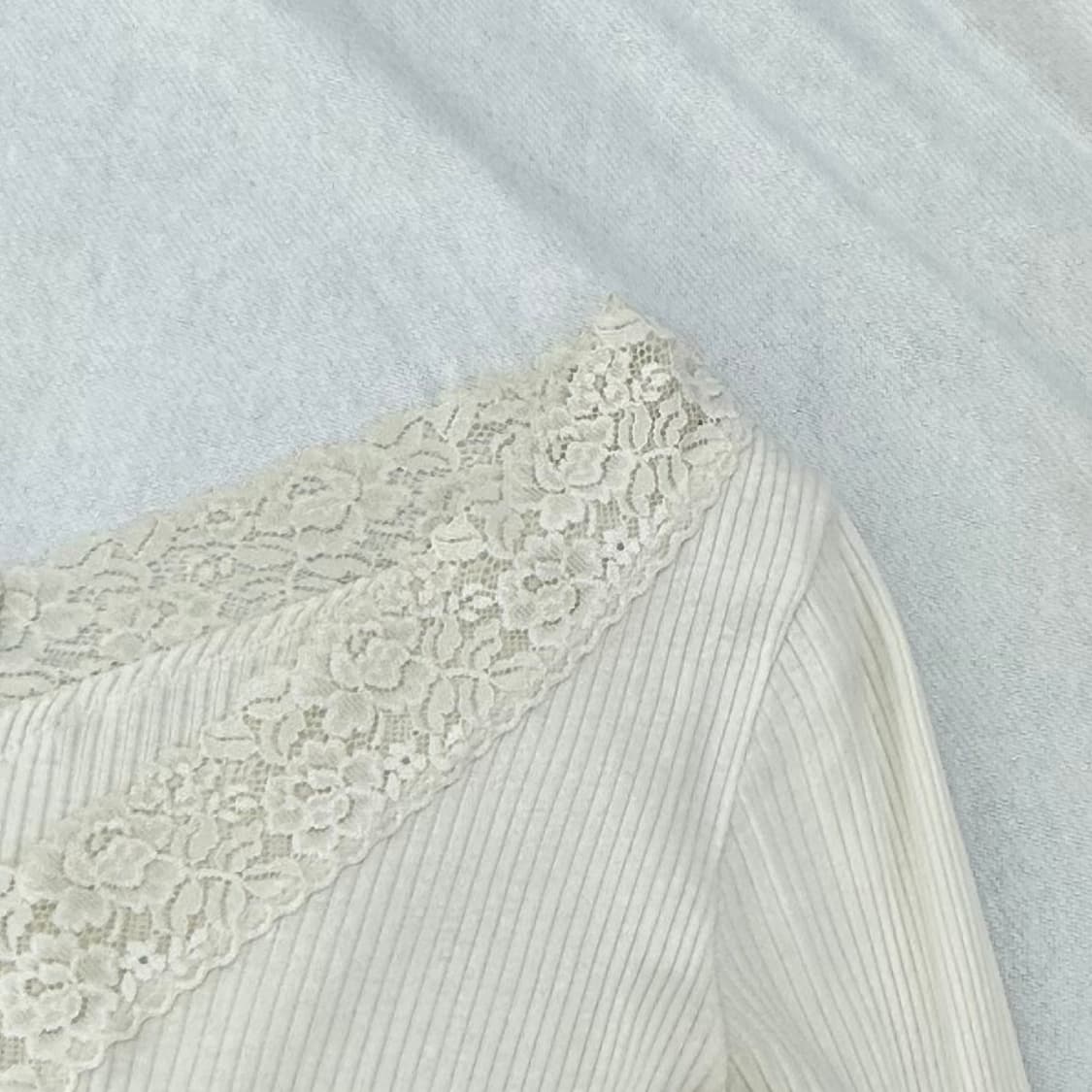 AZUL 레이스 브이넥 골지 레이어드 이너 긴팔 티셔츠 로맨틱 갸루  상품이미지4