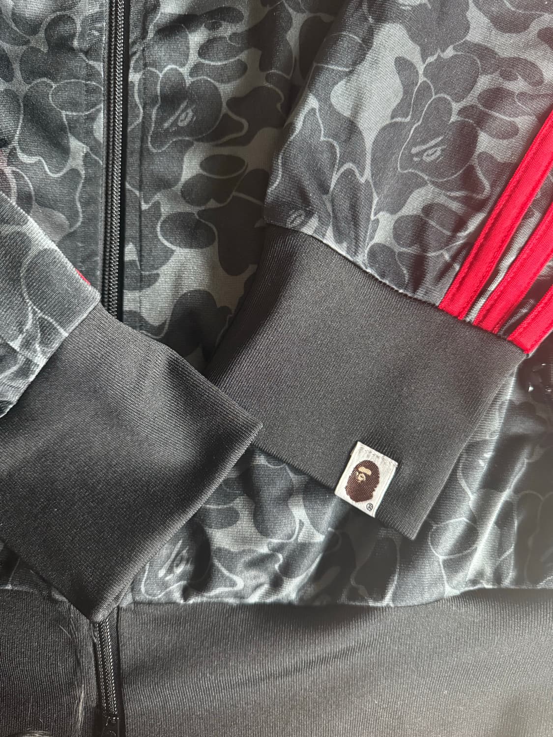 아이다스X베이프 카모 트랙탑 상품이미지2