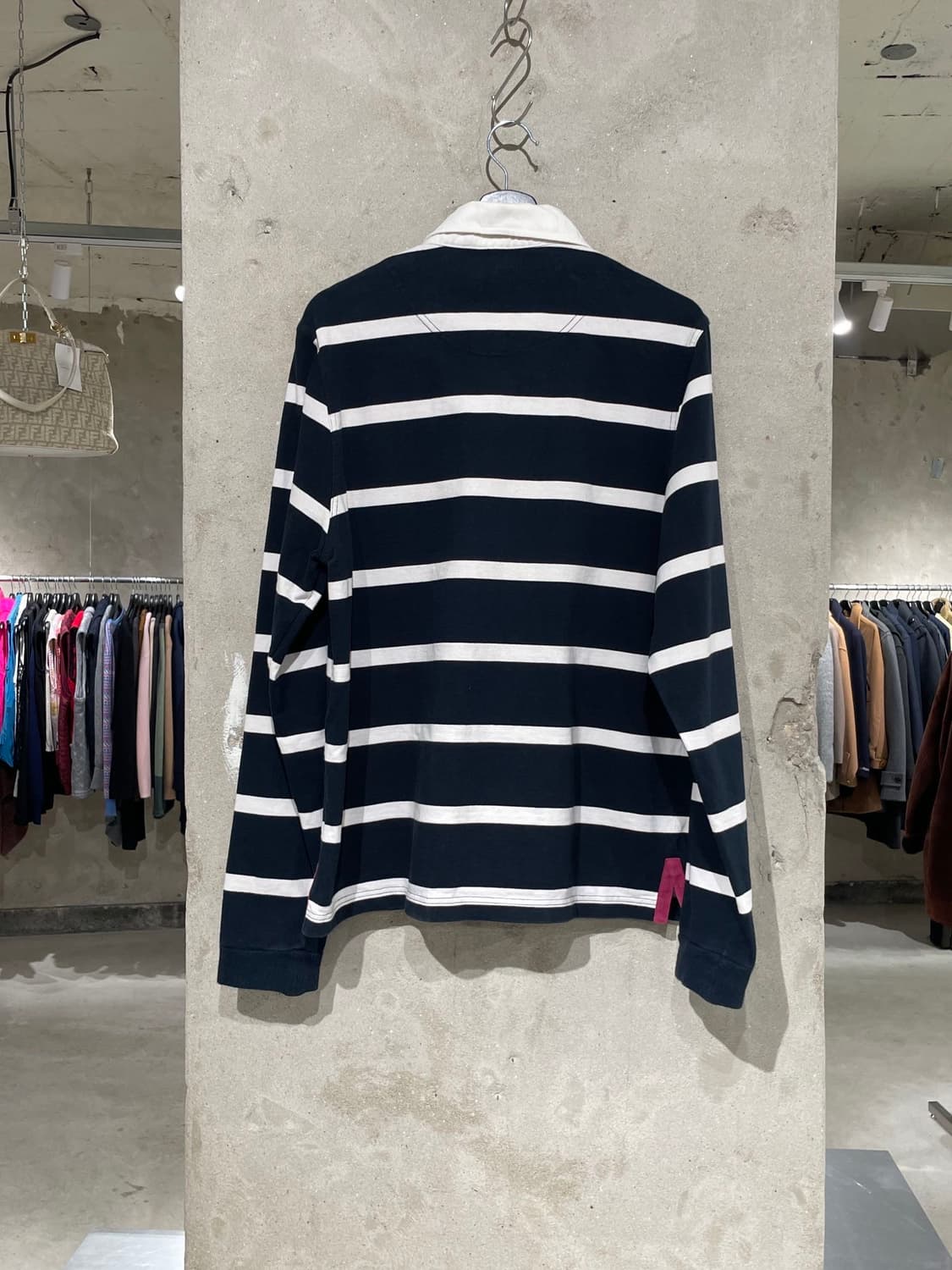 버버리 빅 기마로고 스트라이프 럭비티 상품이미지6