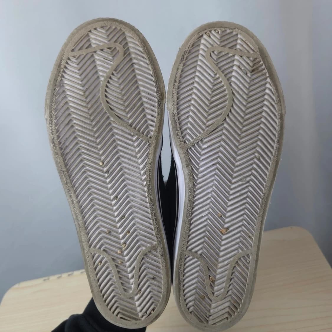 240 나이키 블랙 슬립온 스니커즈 상품이미지4