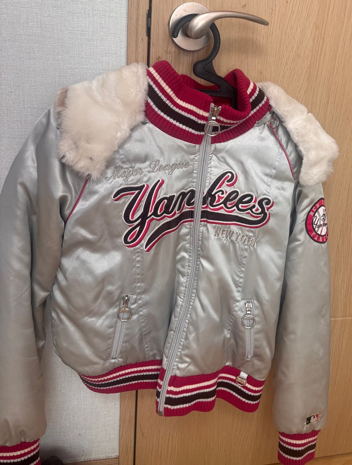 빈티지 MLB 뉴욕양키스 야구점퍼 실버 상품이미지2