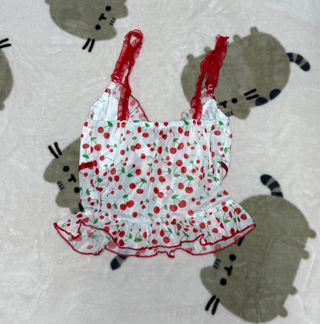 체리 매쉬 크롭 베스트 상품이미지3