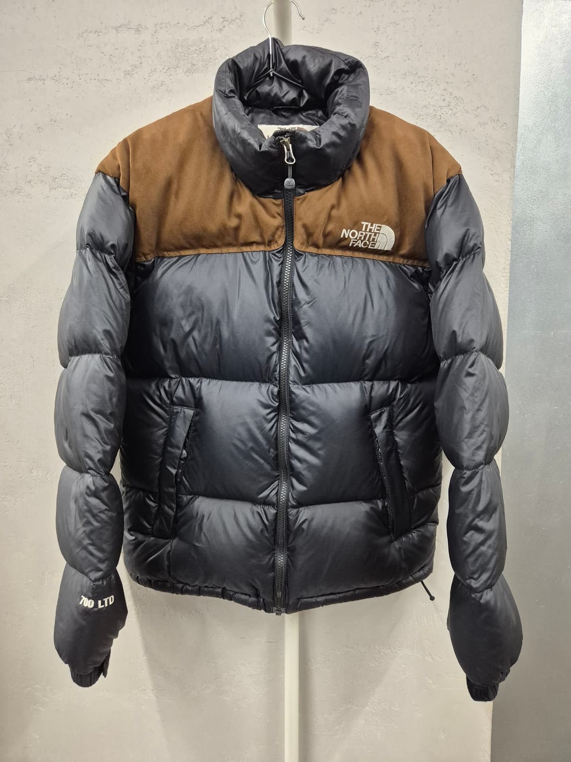 노스페이스 스웨이드 눕시 한정판알파 자켓 90 브라운/블랙 상품이미지2