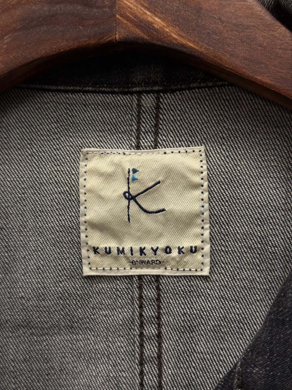 KUMIKYOKU Belted Zip-Up Denim Jacket 상품이미지7