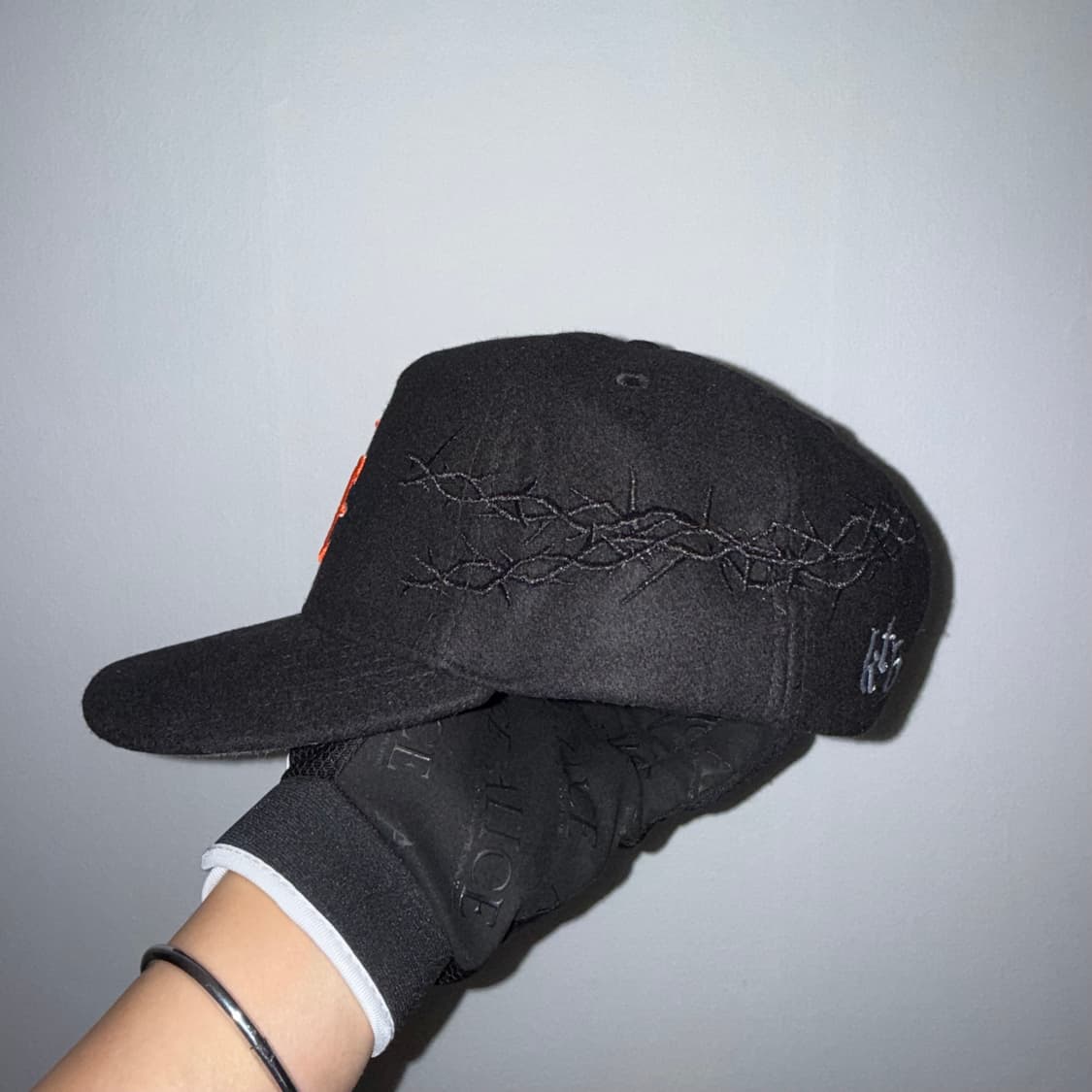 KILL THE HYPE 킬더하입 NY 업사이드 다운 모직 스냅백 상품이미지4