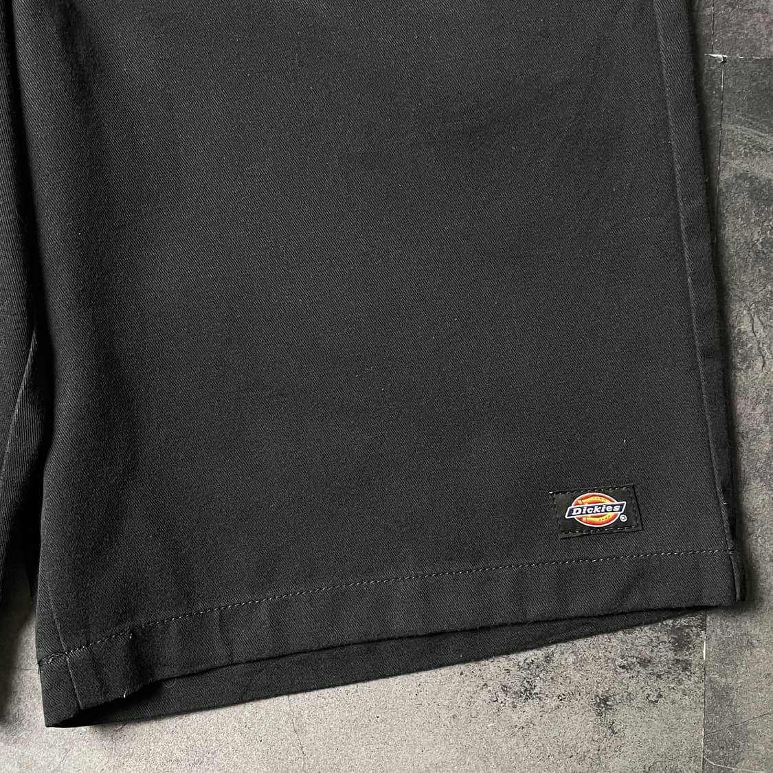 DICKIES 디키즈42283 루즈핏 버뮤다 워크 하프팬츠 A01101 상품이미지4