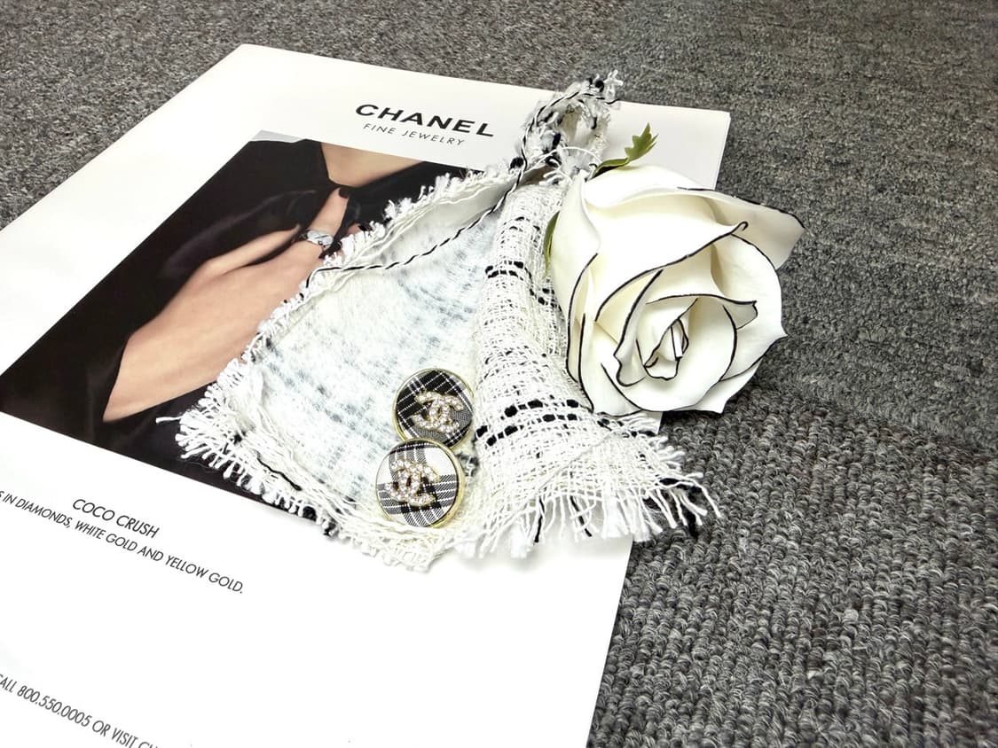 샤넬 빈티지 체크 큐빅 이어링 상품이미지2