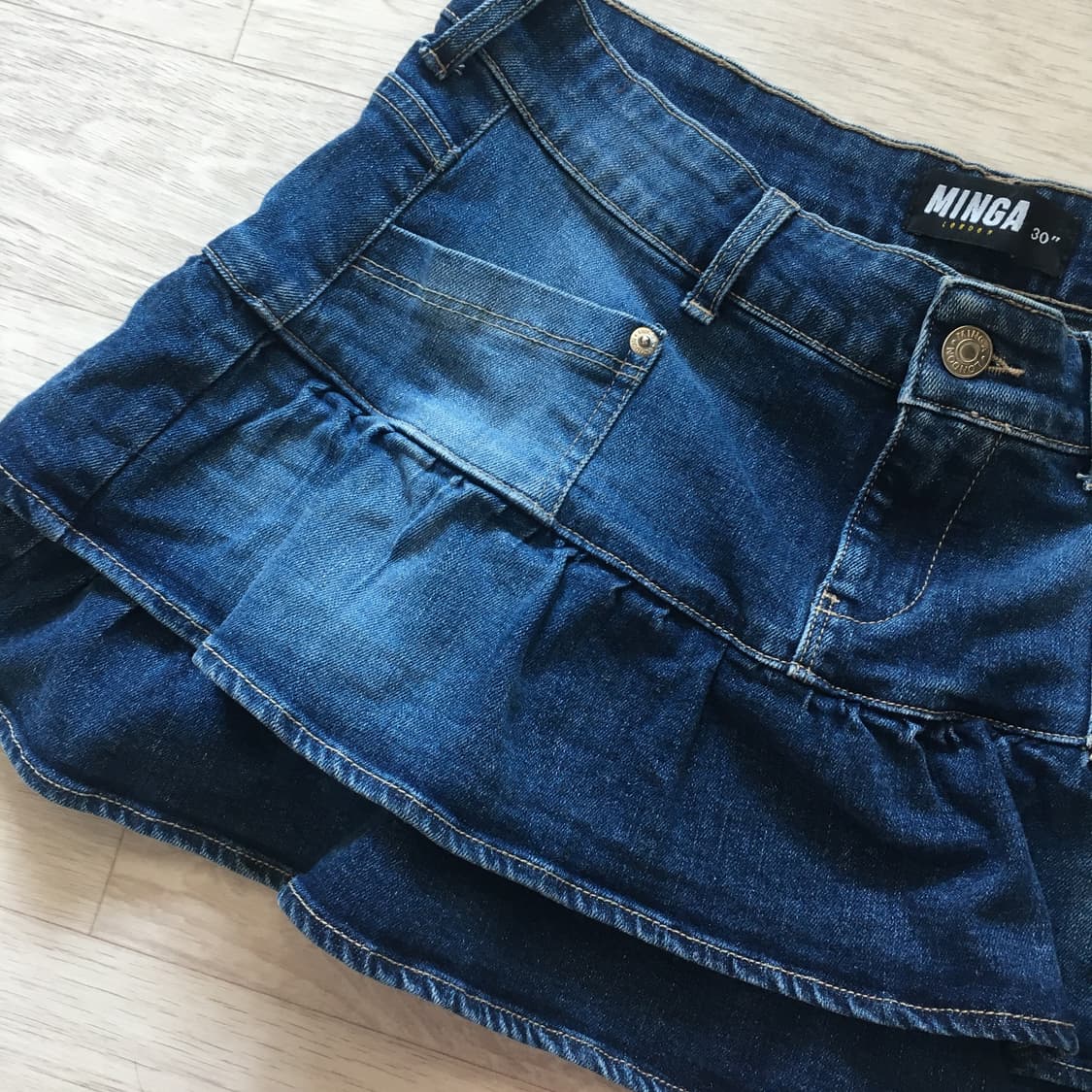 (새상품)y2k 밍가런던 데님 스커트 상품이미지3