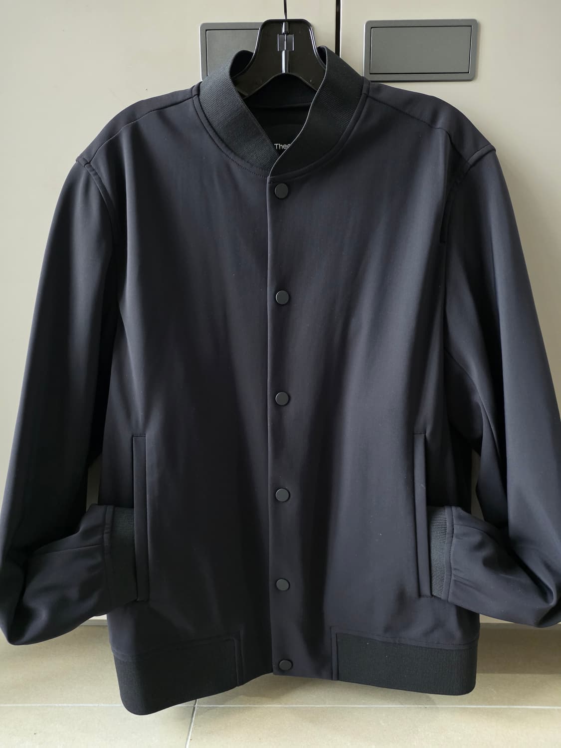 Theory 머피 바시티 자켓 블랙 S 새상품 상품이미지2