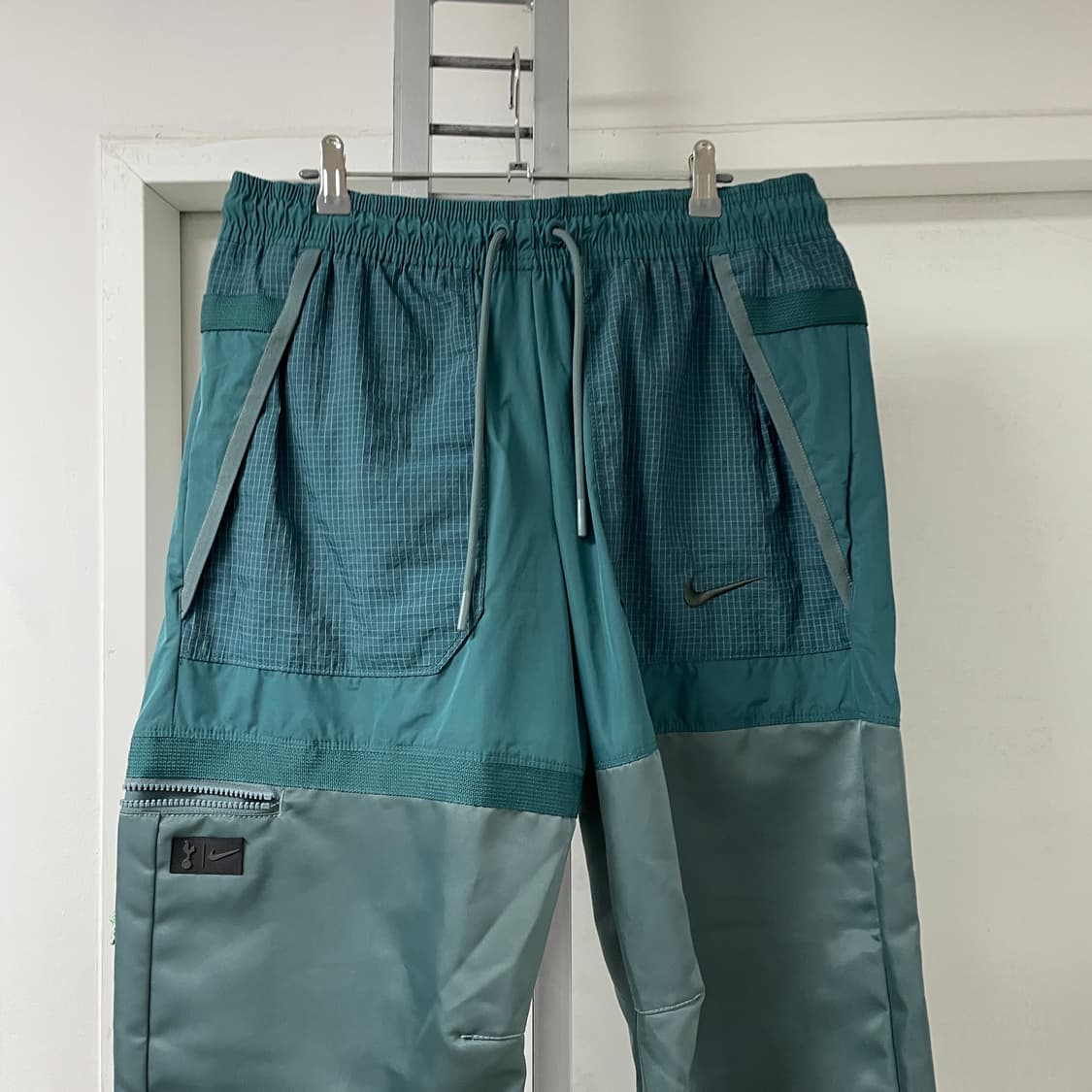 나이키 토트넘 트레이닝 팬츠 L 상품이미지2