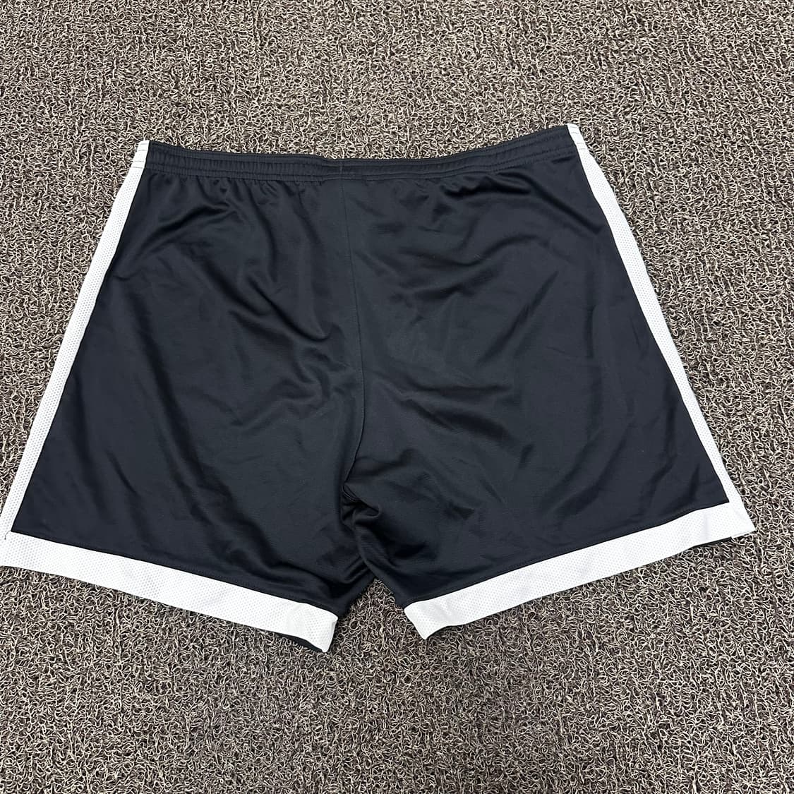 NIKE 나이키 운동복 반바지 블랙 2XL 상품이미지3