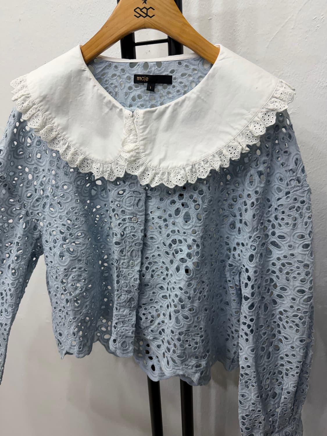 정품) 마쥬 아일렛 레이스 오버사이즈 블라우스 1 상품이미지3