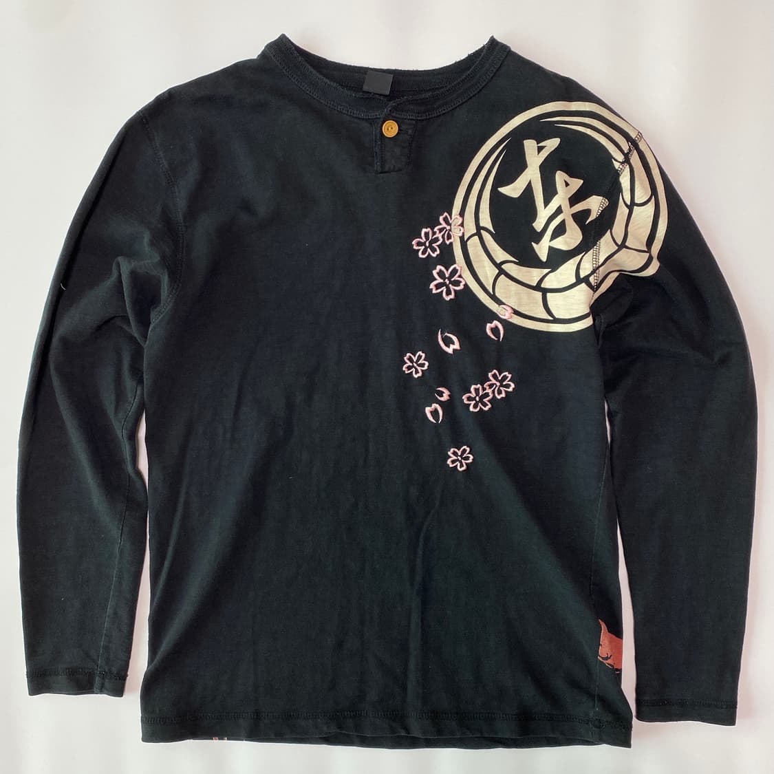 크롭 헤드 드래곤 & 사쿠라 롱 슬리브 상품이미지5