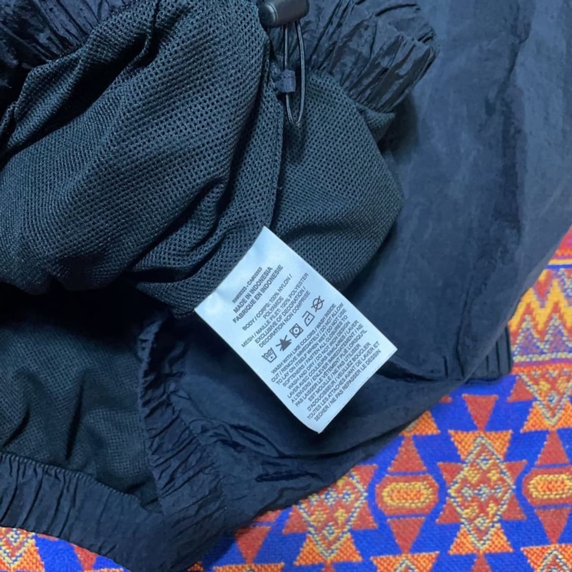 [95] 나이키 에센셜 우븐 블랙 바람막이 상품이미지4