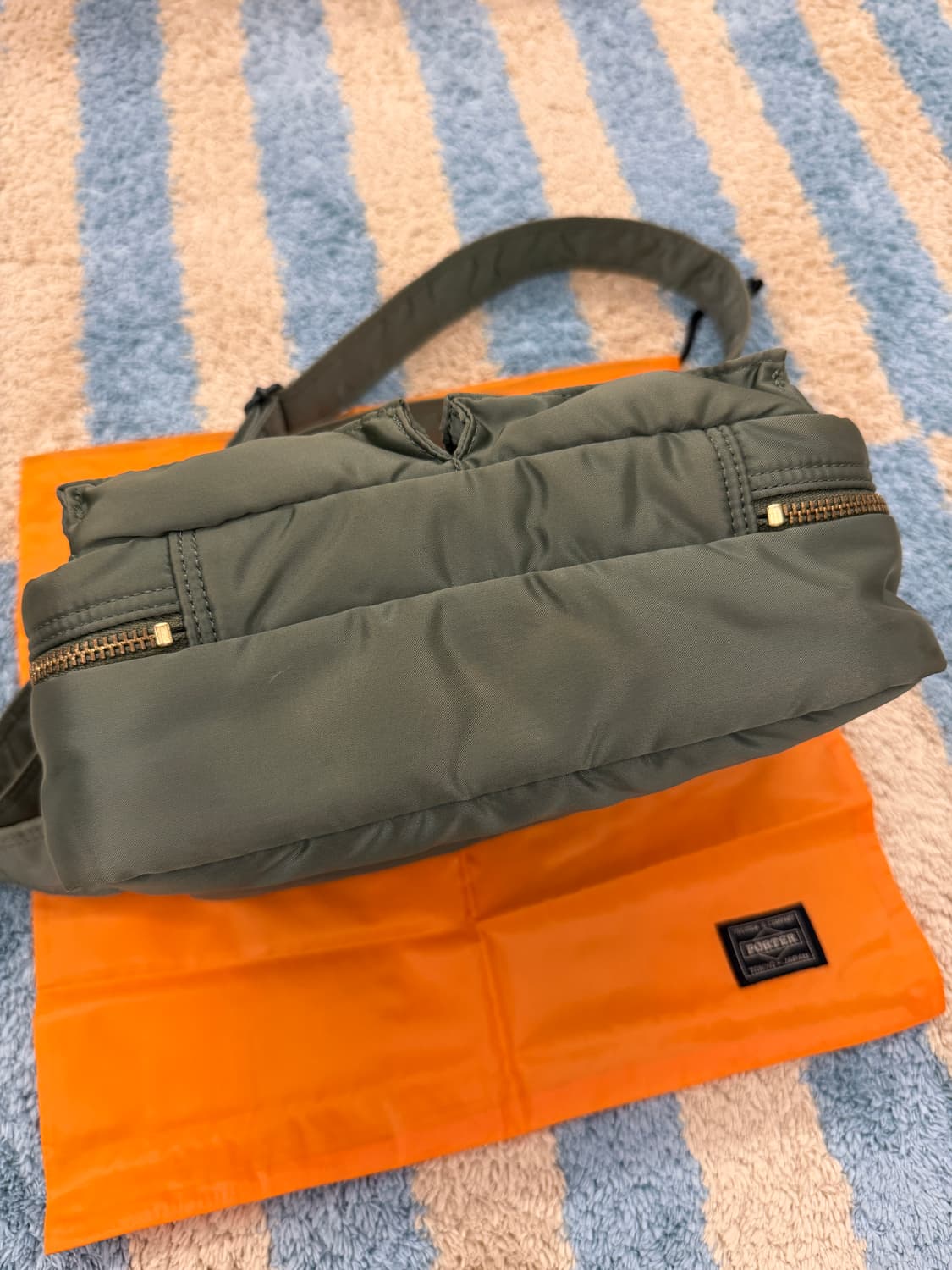 포터 탱커 숄더백 s 세이지그린 상품이미지2