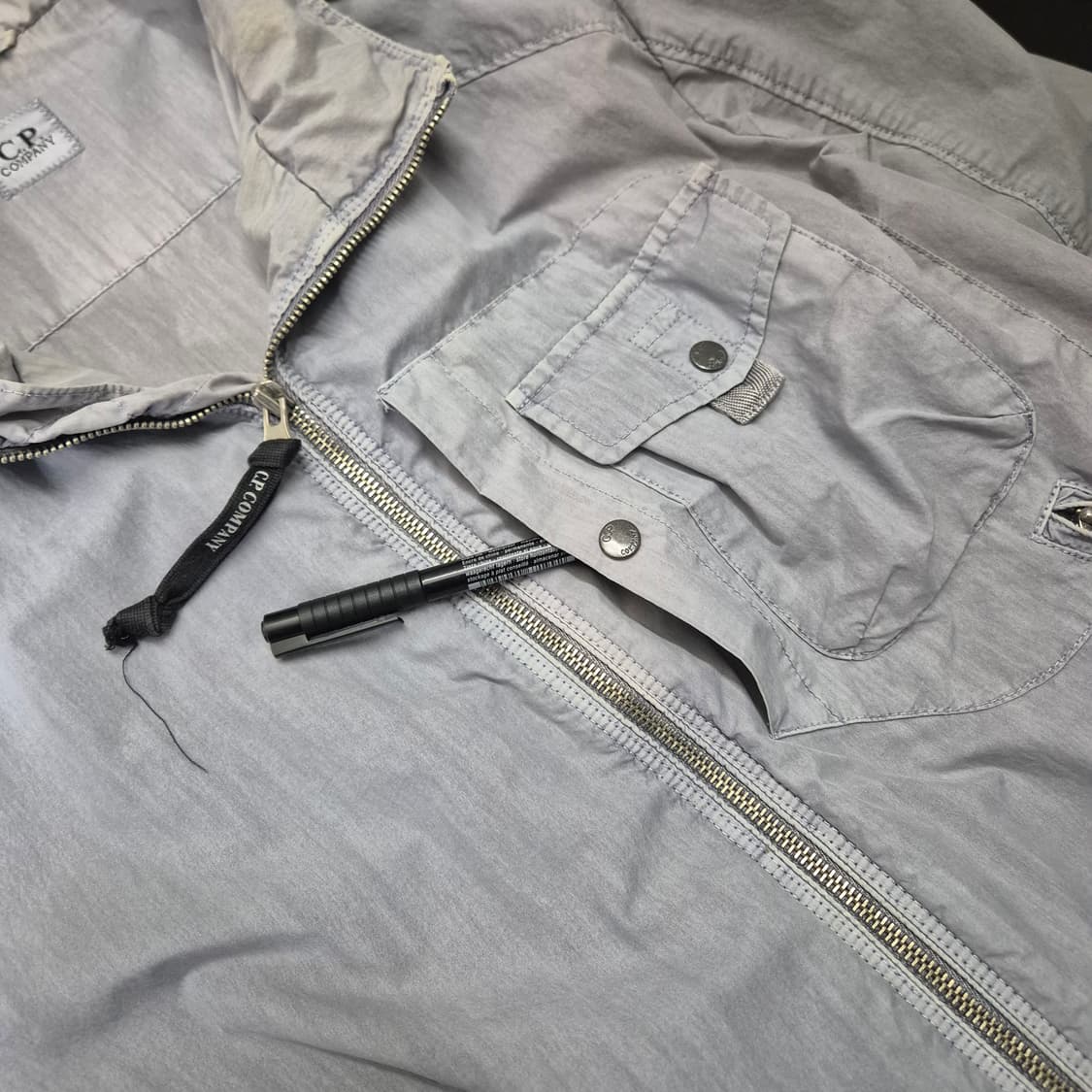 C.P. 컴퍼니 견장 원포켓 100사이즈 자켓 상품이미지5