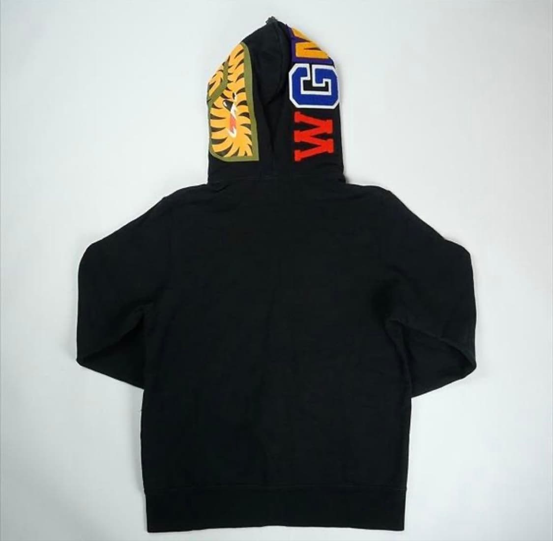 베이프 샤크 후드 집업 상품이미지2