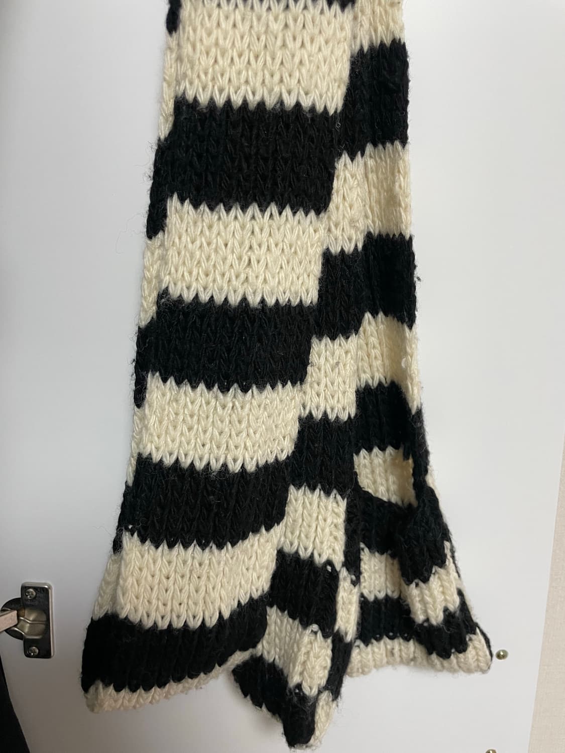 오픈와이와이 스트라이프 머플러 한소희착용 상품이미지6