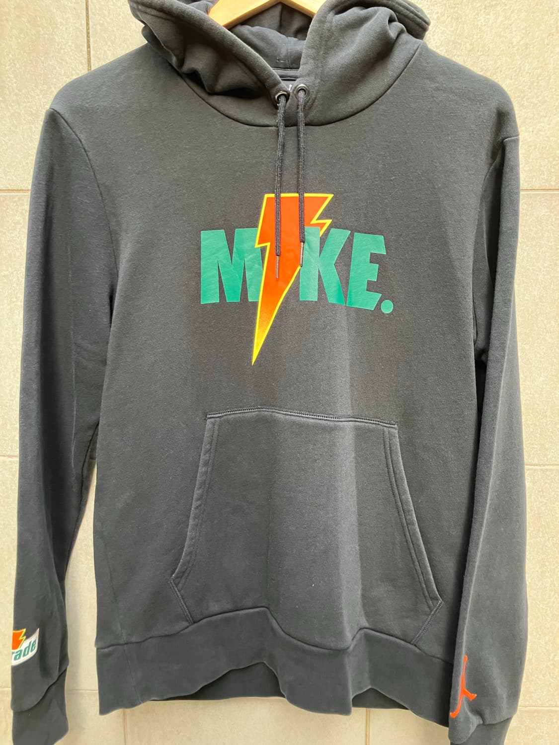 나이키 게토레이 조던 후드티 블랙 상품이미지1