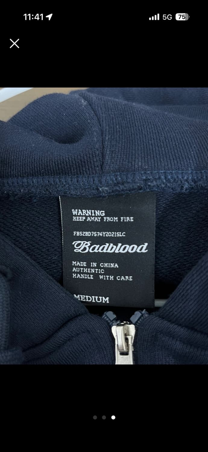 배드블러드 크롭 후드집업 상품이미지3