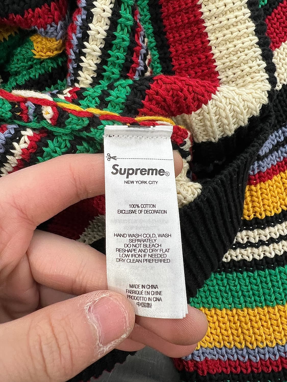 슈프림 23fw 스몰박스 립드 멀티컬러 스웨터 상품이미지8