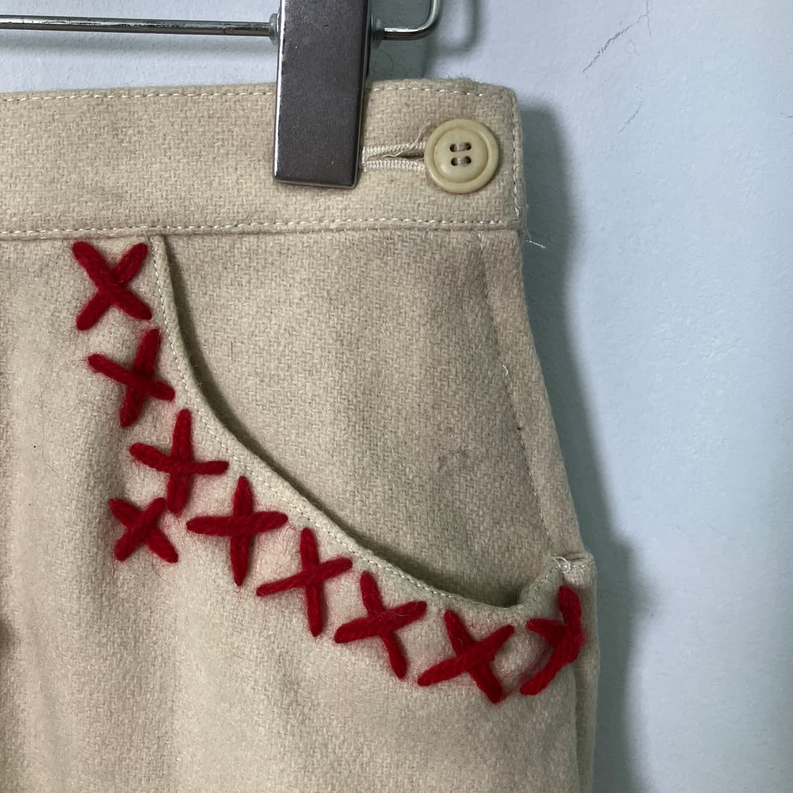 80's 이세이미야케 레드 스티치 울 스커트 상품이미지5