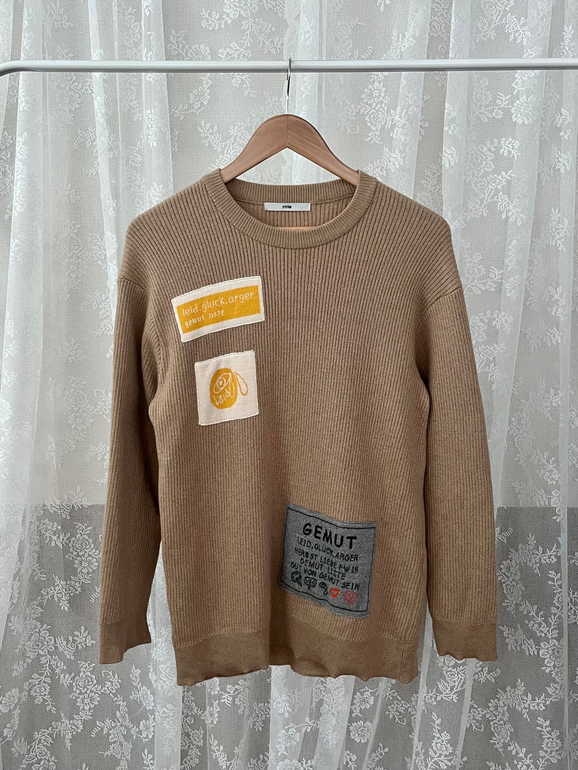 100) 한섬 시스템 옴므 패치 니트 베이지 상품이미지1